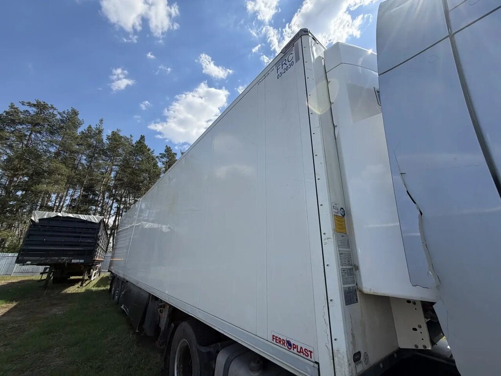 Schmitz Cargobull SKO24 Полуприцеп изотермический/рефрижератор SCB S3B — Б/У, 2024 г.