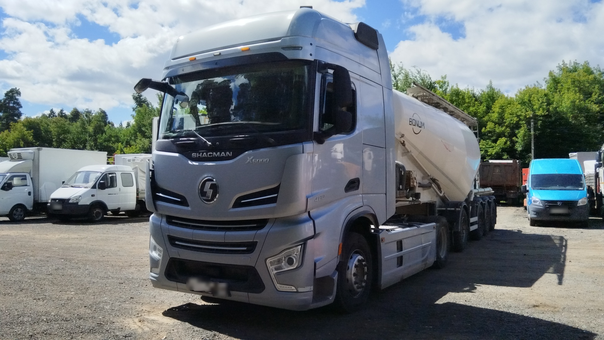 Shacman (Shaanxi) SX4188YY381 — Б/У, 2024 г.