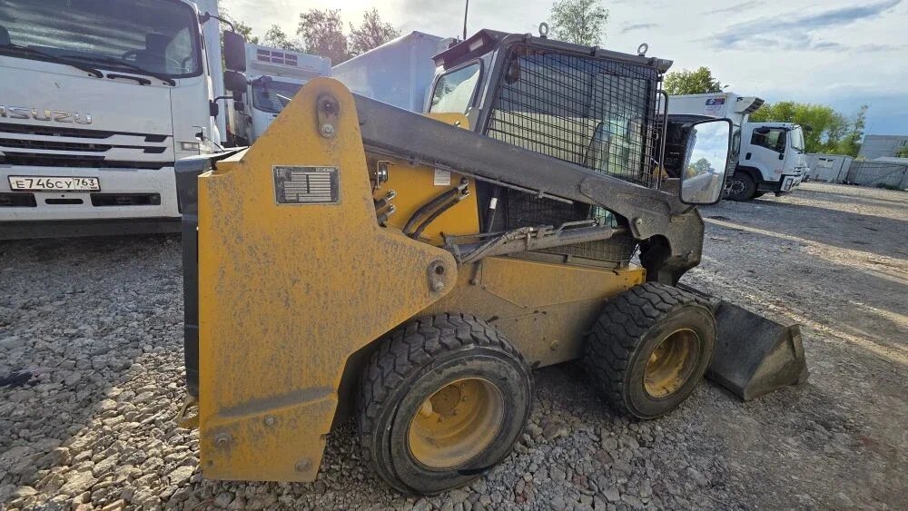 XCMG SR Мини погрузчик SR770RU — Б/У, 2024 г.