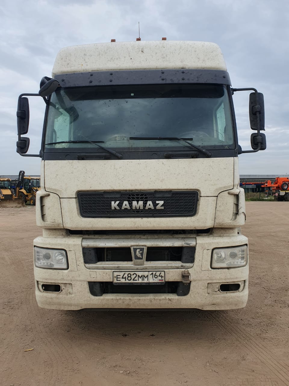 КамАЗ М1840 4x2 Седельный тягач 5490-S5 — Б/У, 2021 г.
