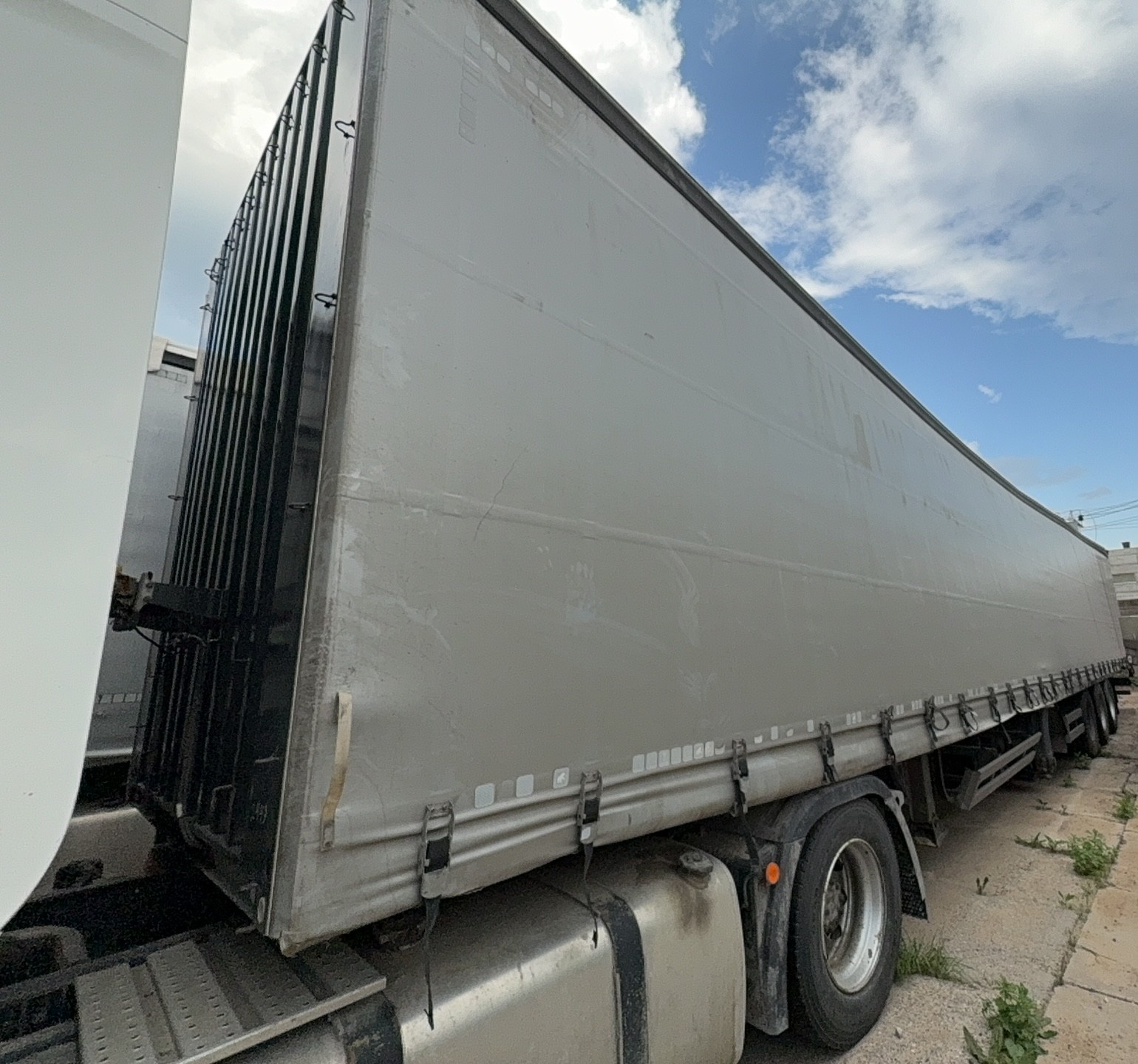 ТОНАР 97882 Полуприцеп шторный — Б/У, 2024 г.