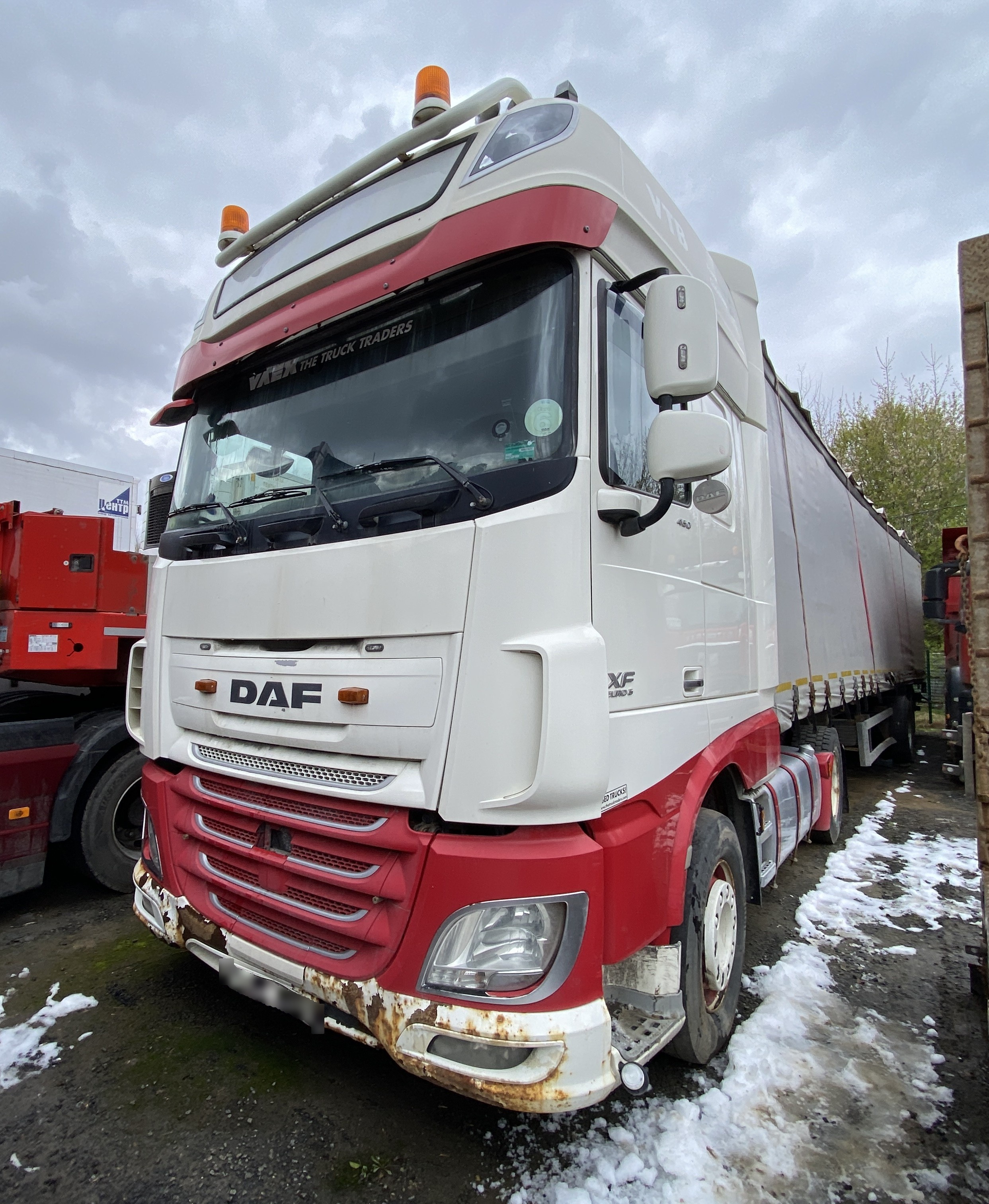 DAF XF 4x2 Седельный тягач — Б/У, 2017 г.