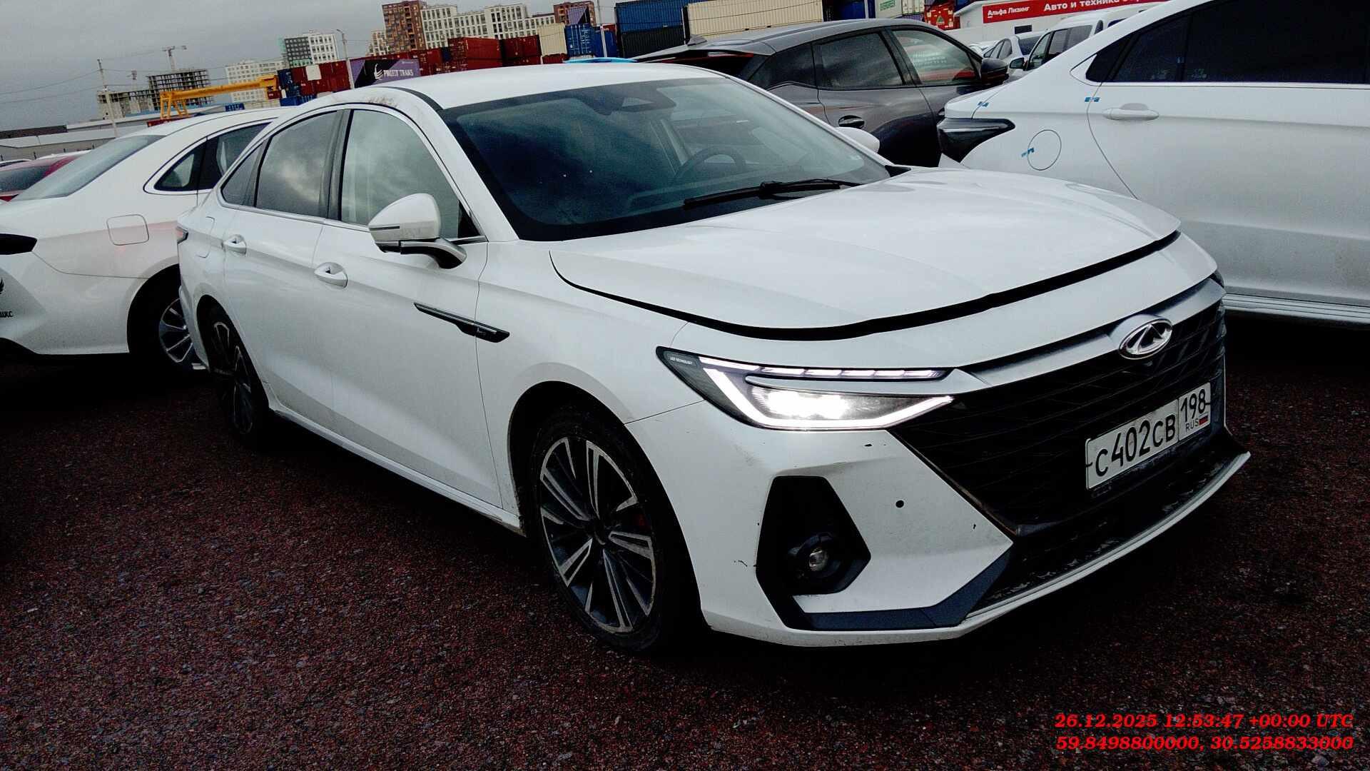 Chery Arrizo 8 — Б/У, 2023 г. (Санкт-Петербург, 155331 км)
