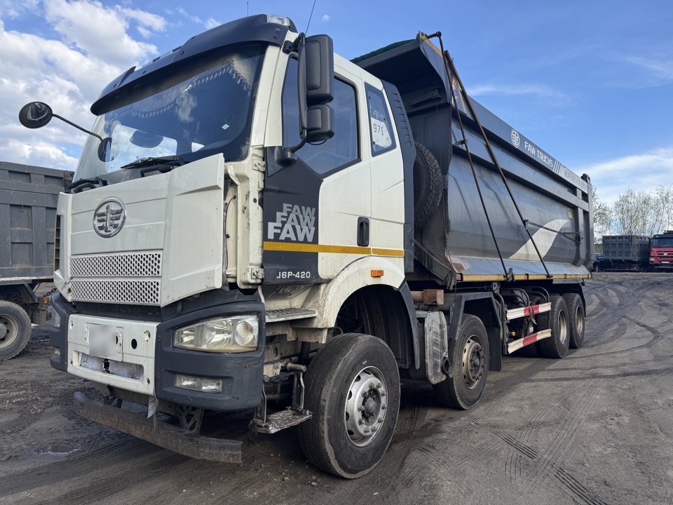 FAW CA3310P66K24T4E5 — Б/У, 2023 г.