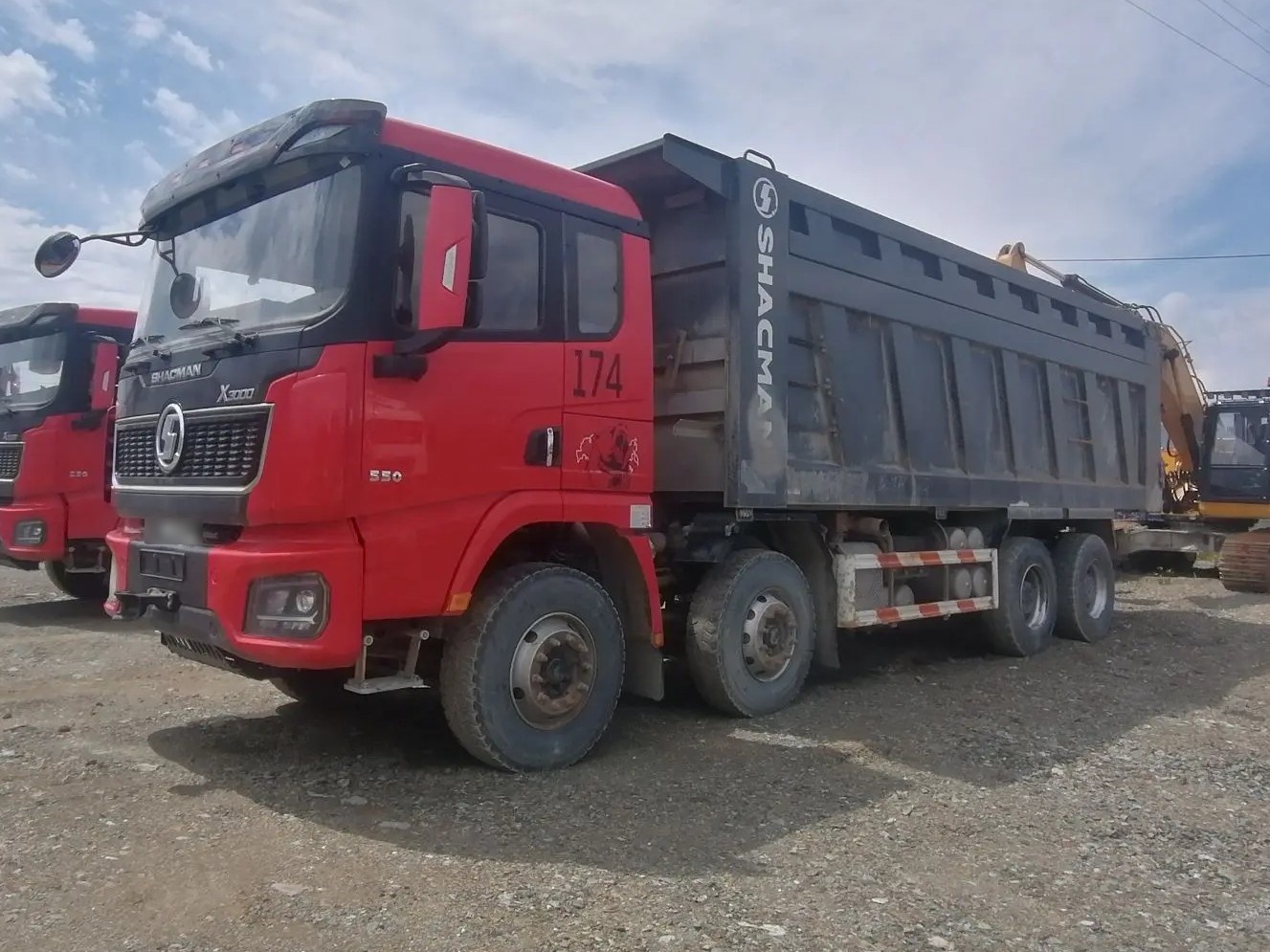 Shacman (Shaanxi) SX331863366 — Б/У, 2023 г.