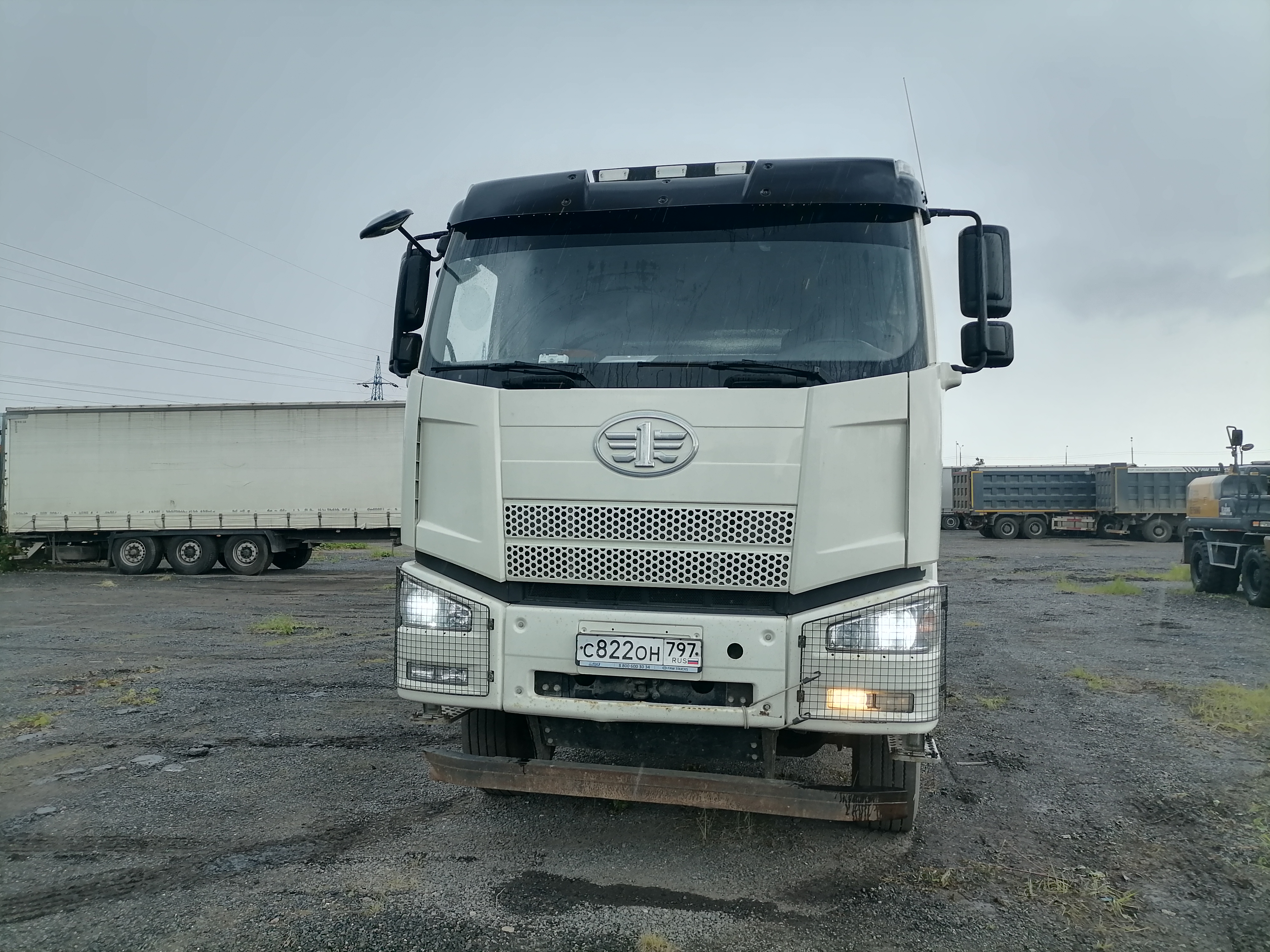 FAW J6 8x4 Самосвал СА3310Р66K24T4E5 — Б/У, 2023 г.