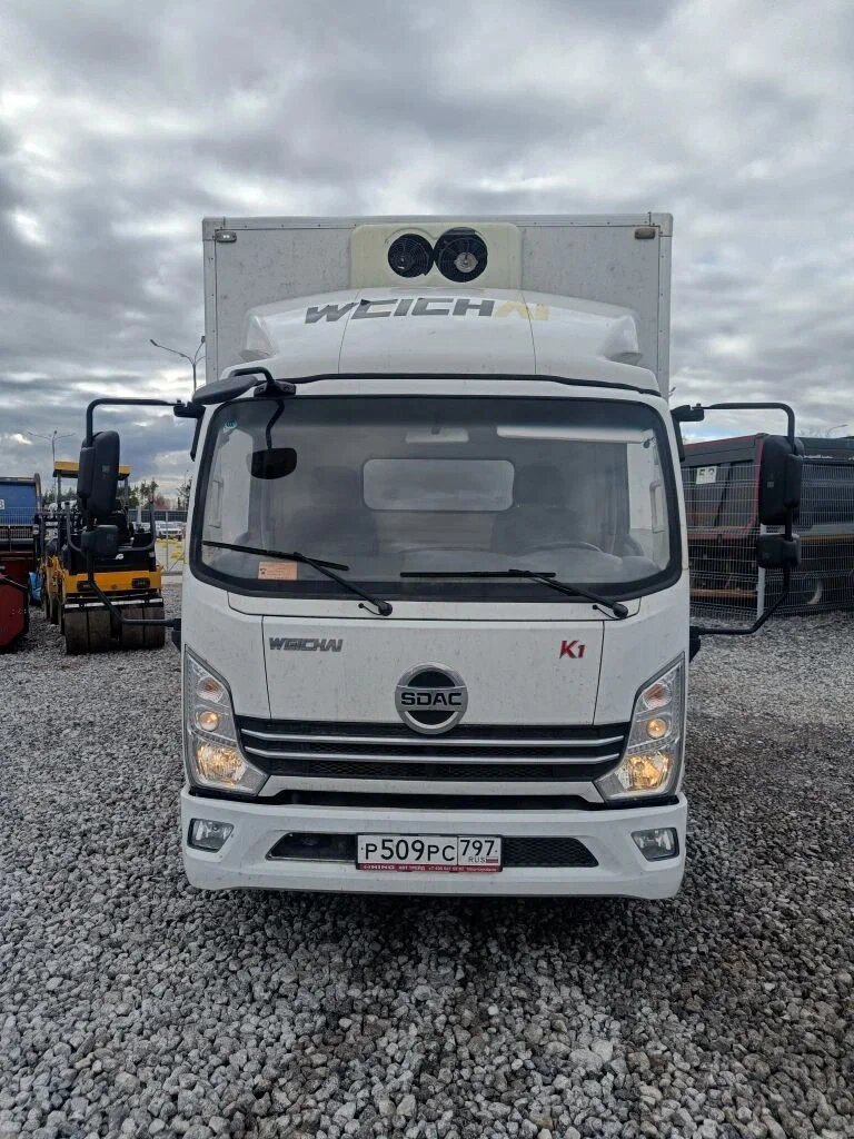 SDAC K12 4x2 Изотермический/рефрижератор YTQ5110XLCKJ471 — Б/У, 2023 г.