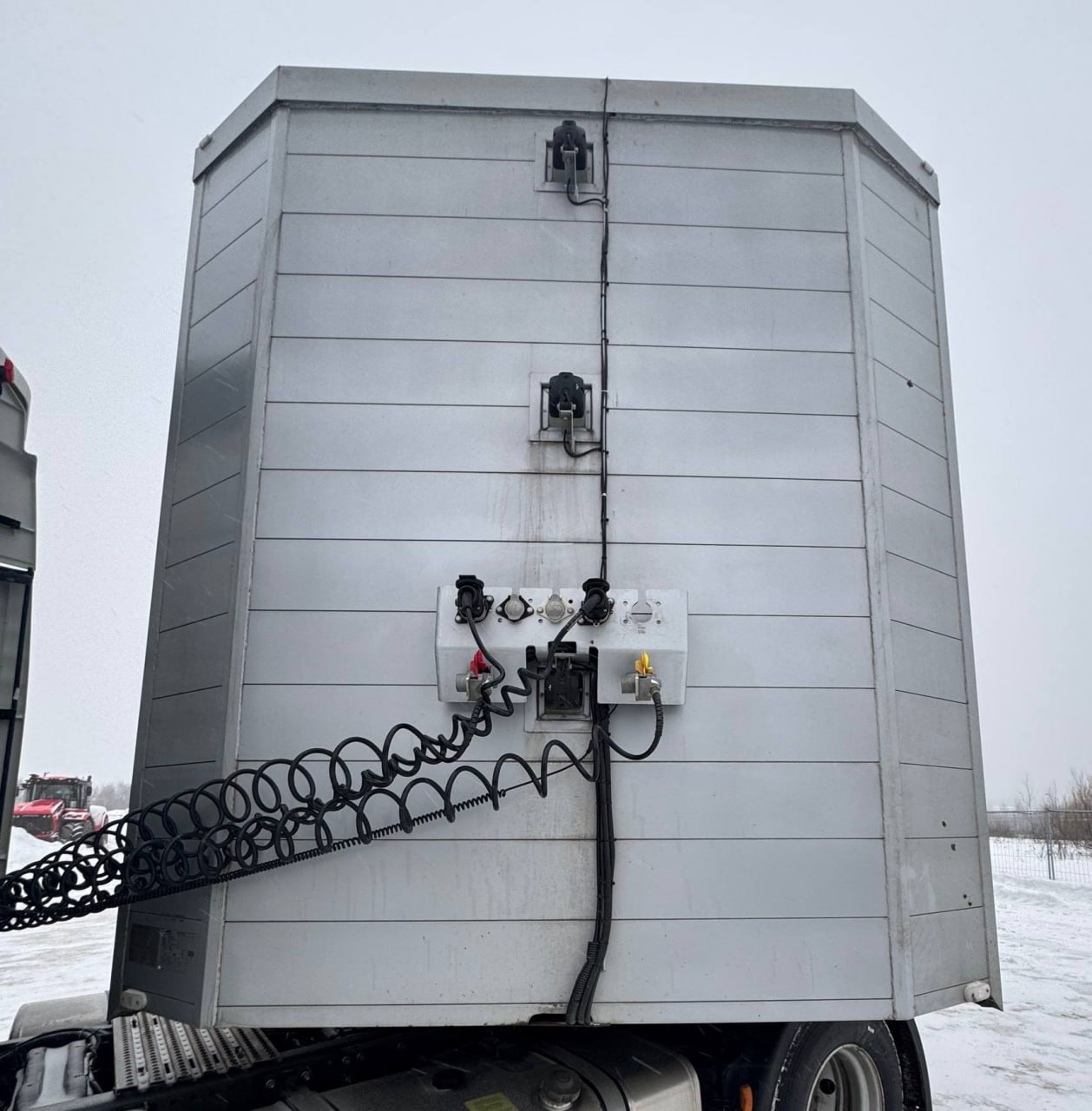 Балтспецмаш 9453 Полуприцеп скотовоз 945301 — Б/У, 2024 г.