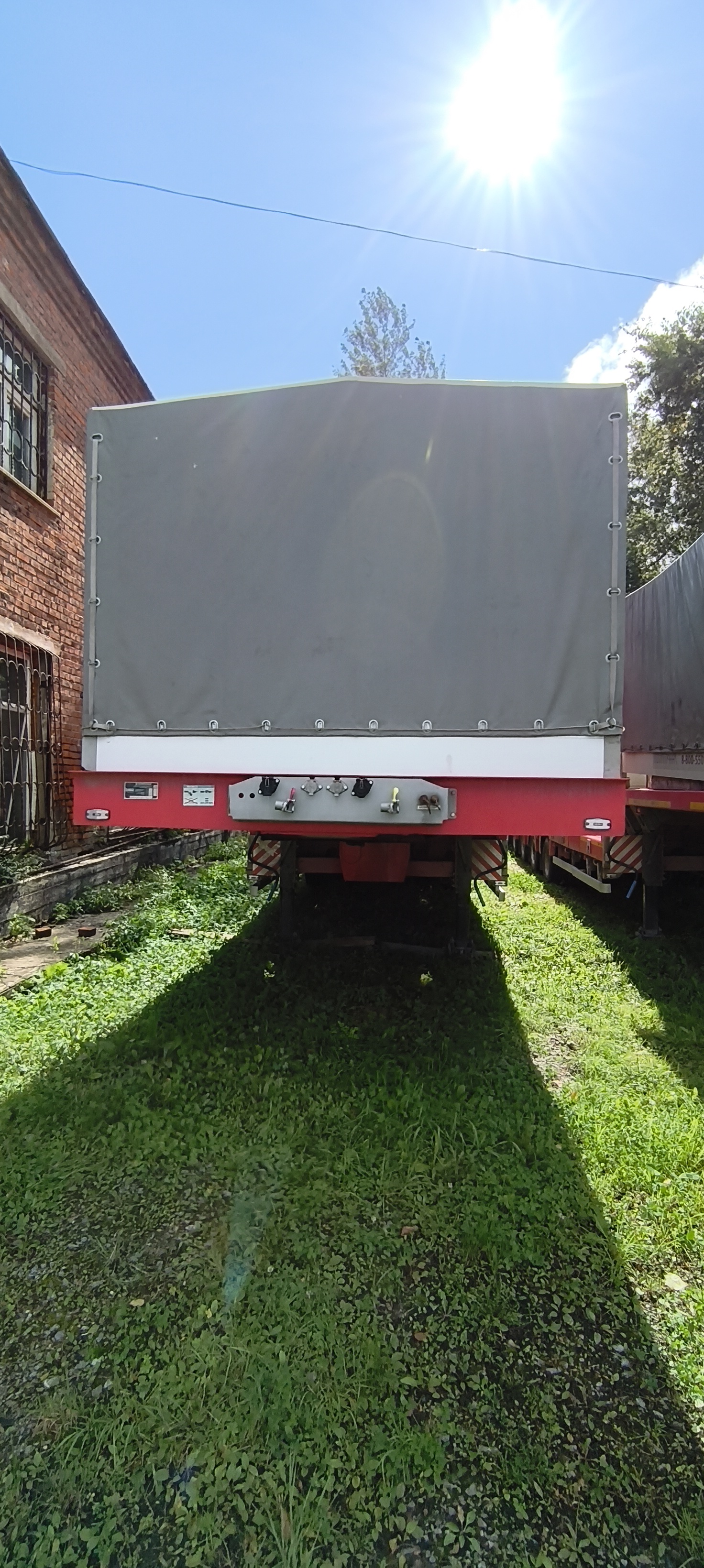 Политранс 9418 Полуприцеп тяжеловоз 6 осей 94186-062 — Б/У, 2024 г.