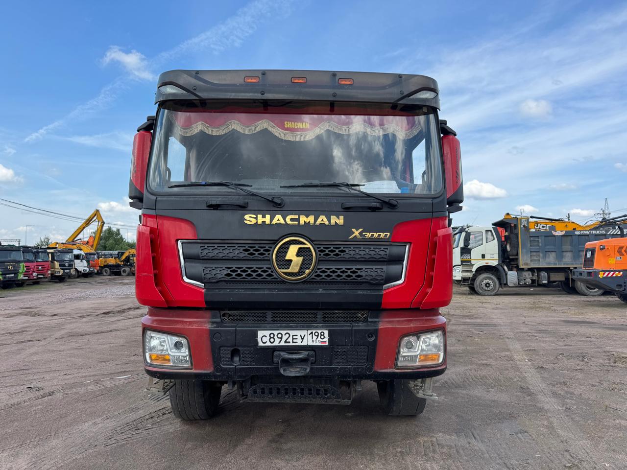 Shacman (Shaanxi) SX 6x4 Самосвал SX33186T366 — Б/У, 2021 г.