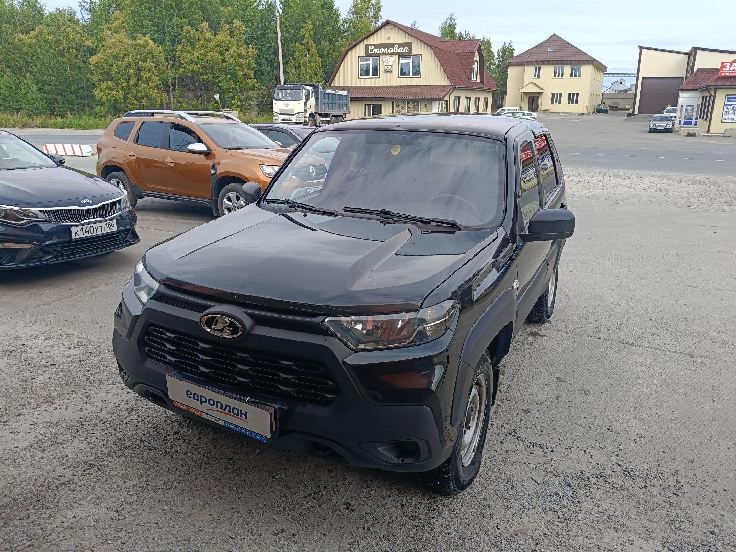 Lada Niva Travel — Б/У, 2022 г. (Сургут, 100085 км)