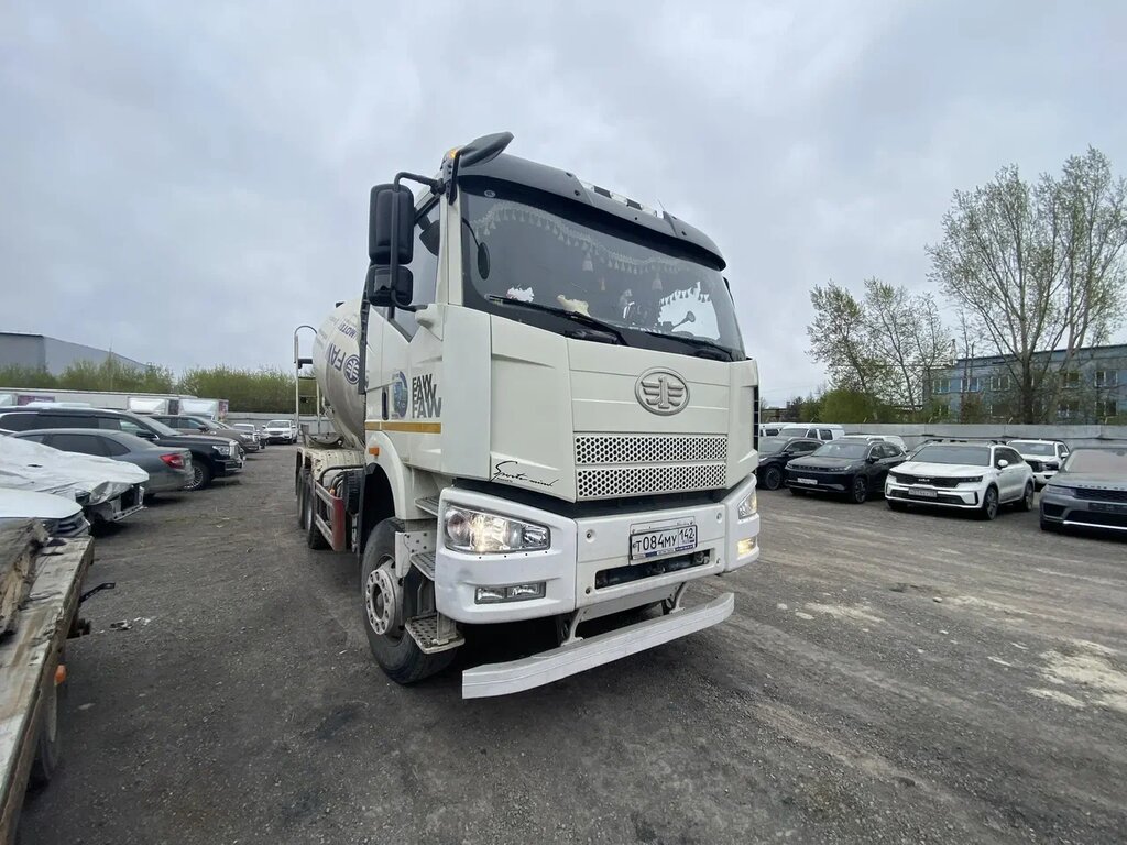 ПК ЮБО-СУМОТОРИ 4591 на шасси FAW CA 3250 6x4 Автобетоносмеситель 4591AB — Б/У, 2022 г.
