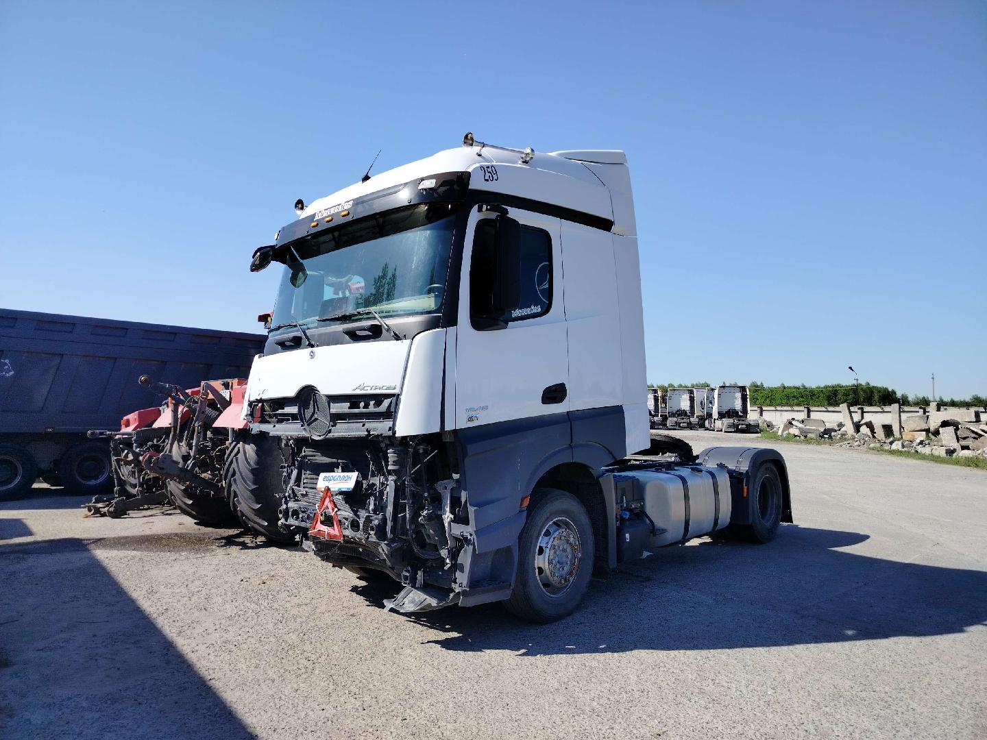 Mercedes-Benz Actros — Б/У, 2024 г. (Новосибирская область, 353177 км)