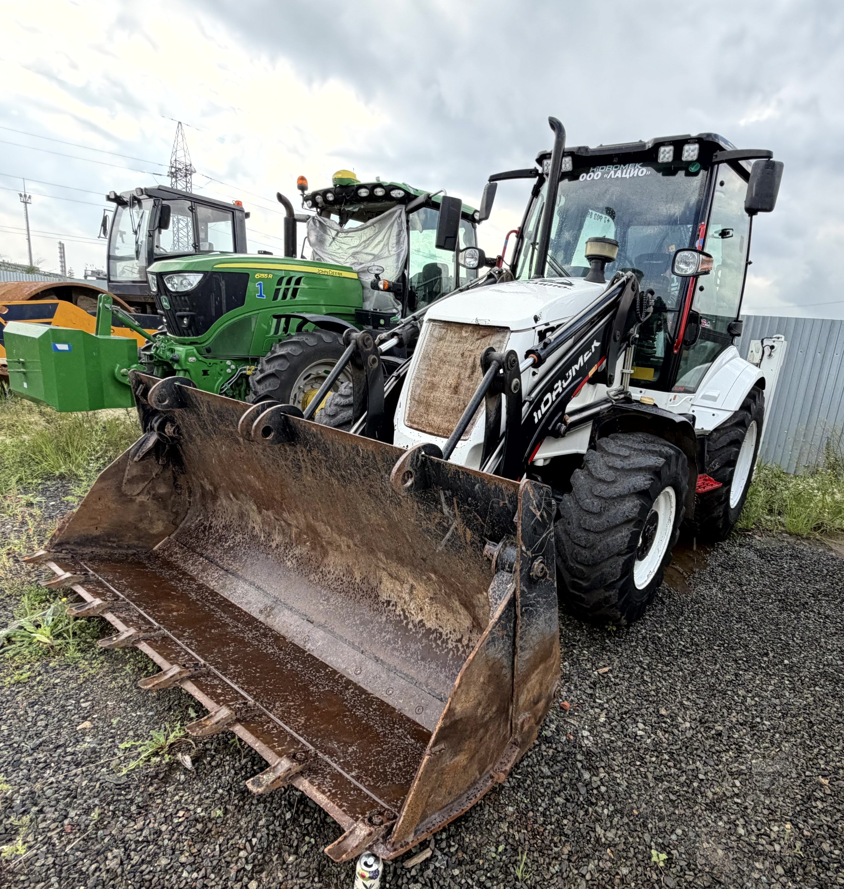 HIDROMEK HMK 102B ALPHA Экскаватор-погрузчик — Б/У, 2023 г.