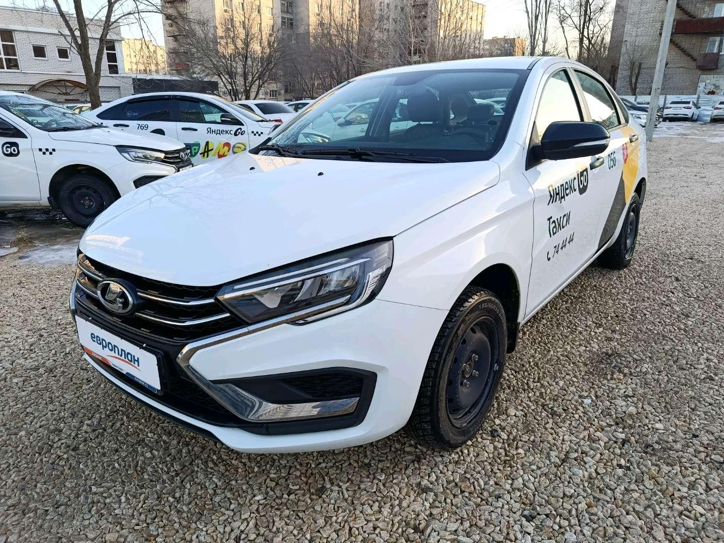 Lada Vesta седан — Б/У, 2023 г. (Волгоград, 127329 км)