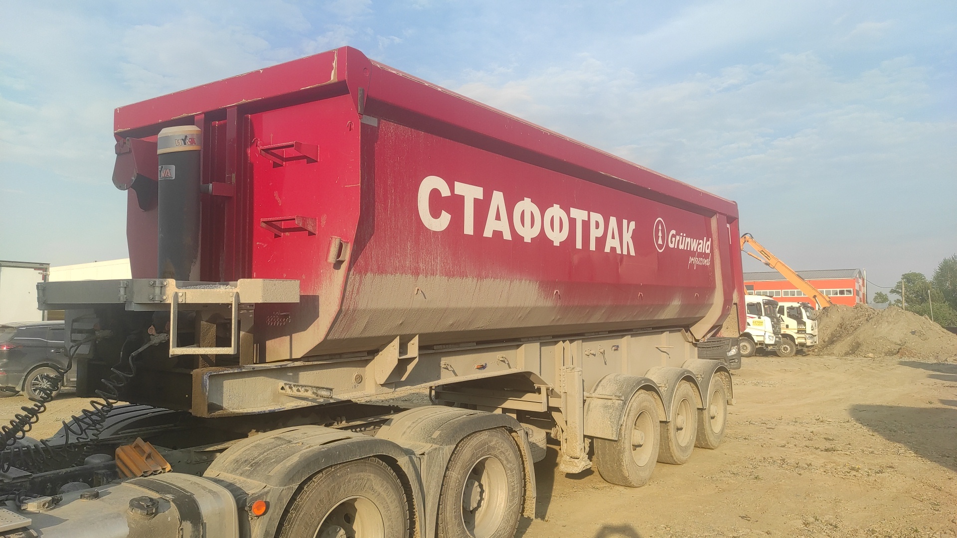 GRUNWALD 9453 Полуприцеп самосвальный — Б/У, 2021 г.