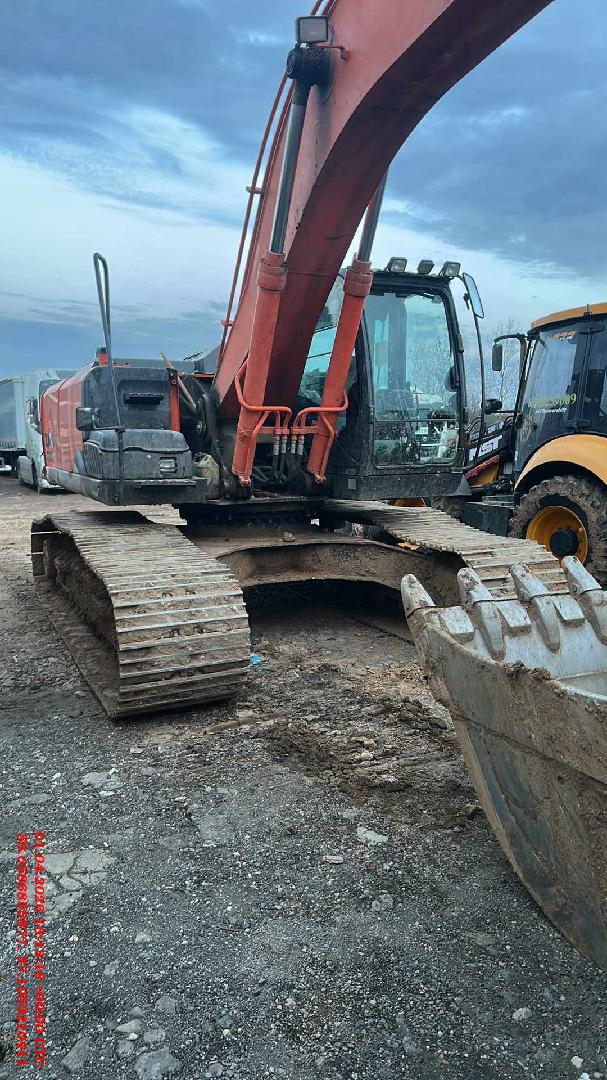 Hitachi ZX300-5A — Б/У, 2019 г. (Солнечногорск, новый)