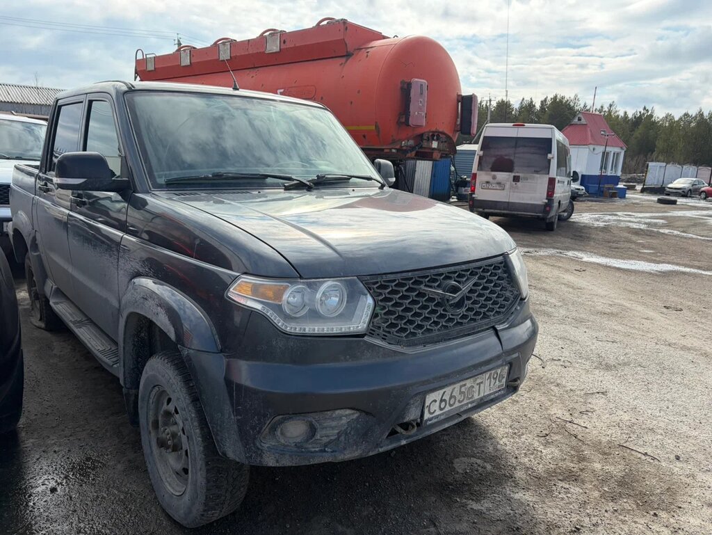 UAZ PATRIOT PICKUP Base ИКАР 2.7 5МТ — Б/У, 2023 г.