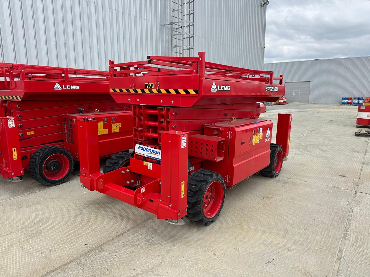 LGMG (Lingong Group Jinan Heavy Machinery Co., Ltd.) SR1218D — Б/У, 2023 г. (Краснодар, 16 м/ч)