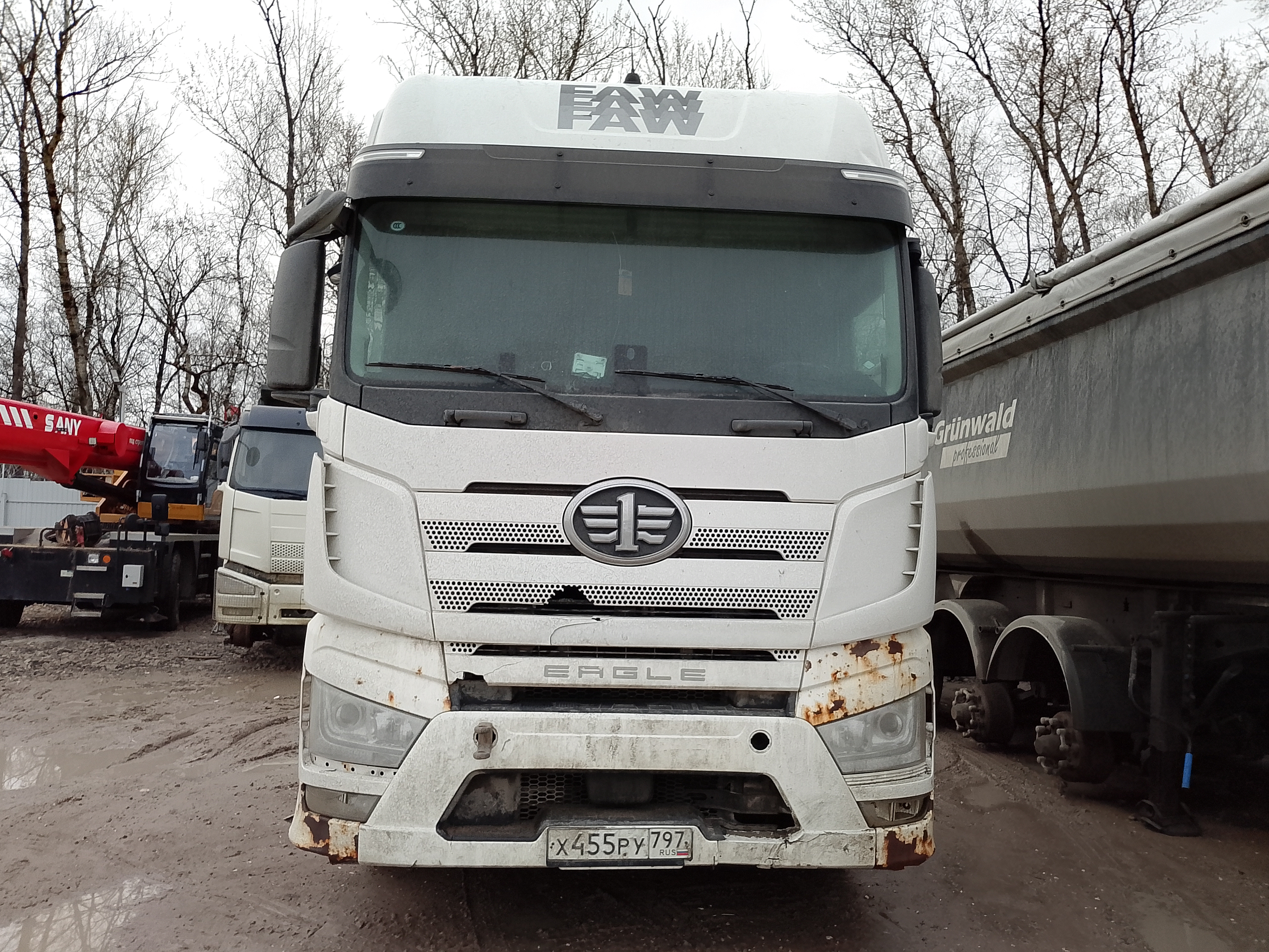 FAW J7 6x4 Седельный тягач CA4250P77K25T1E5 — Б/У, 2023 г.