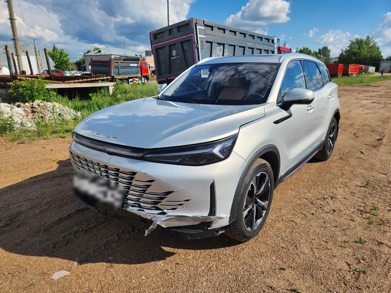BAIC Luxury Pro 1.5T DCT (I Поколение) — Б/У, 2024 г.