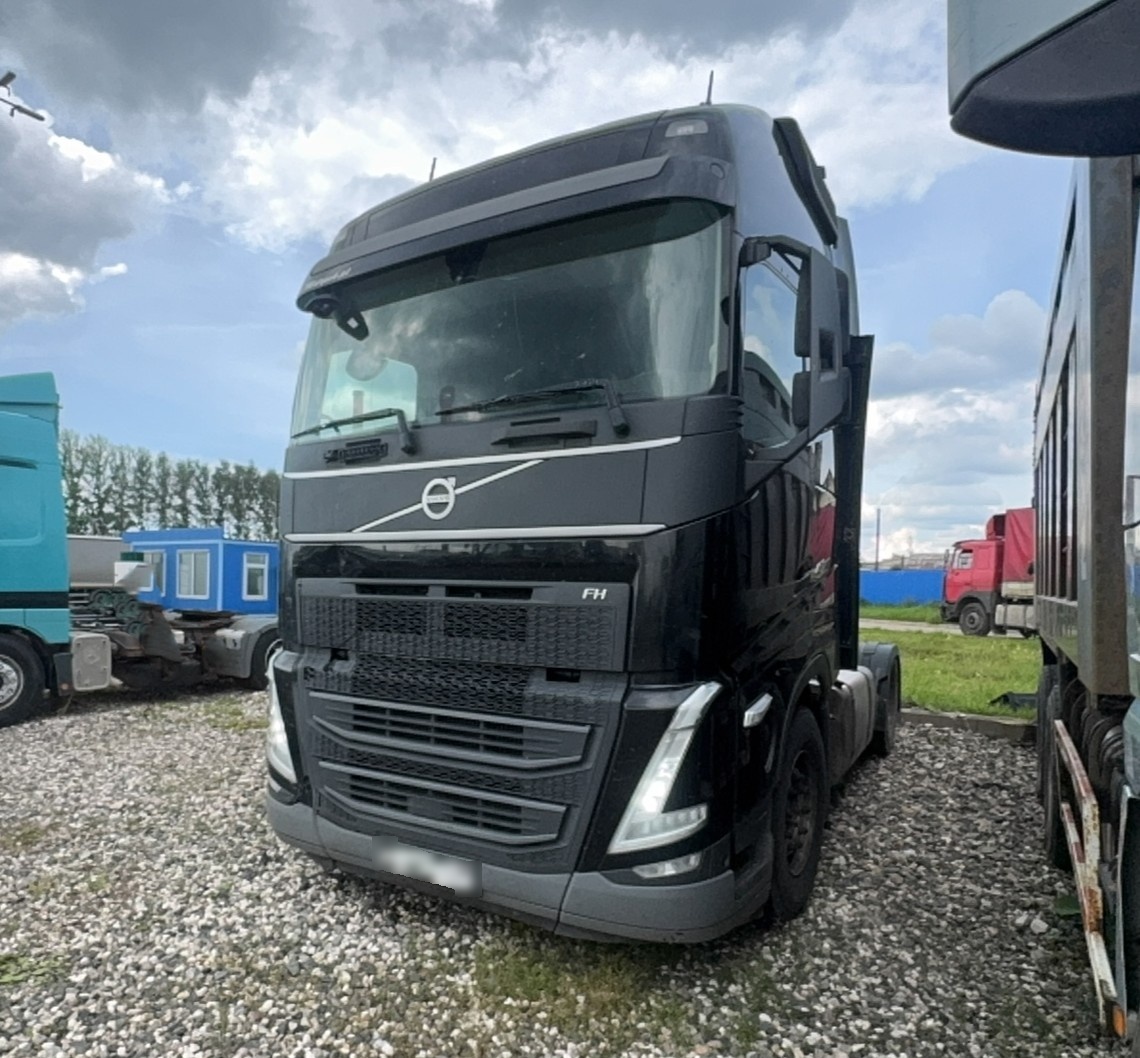 VOLVO FH 42T — Б/У, 2022 г.