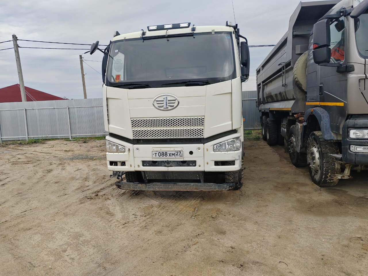 FAW CA 3310 8x4 Самосвал — Б/У, 2023 г.