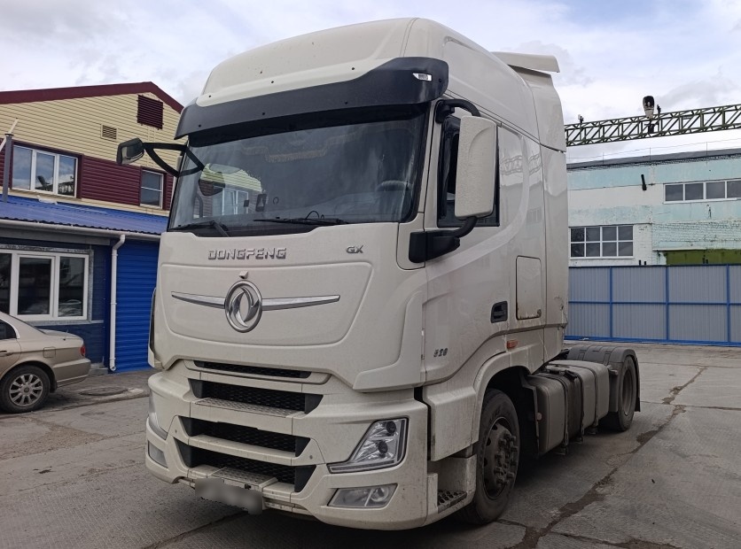 DONGFENG DFH4180 — Б/У, 2023 г.