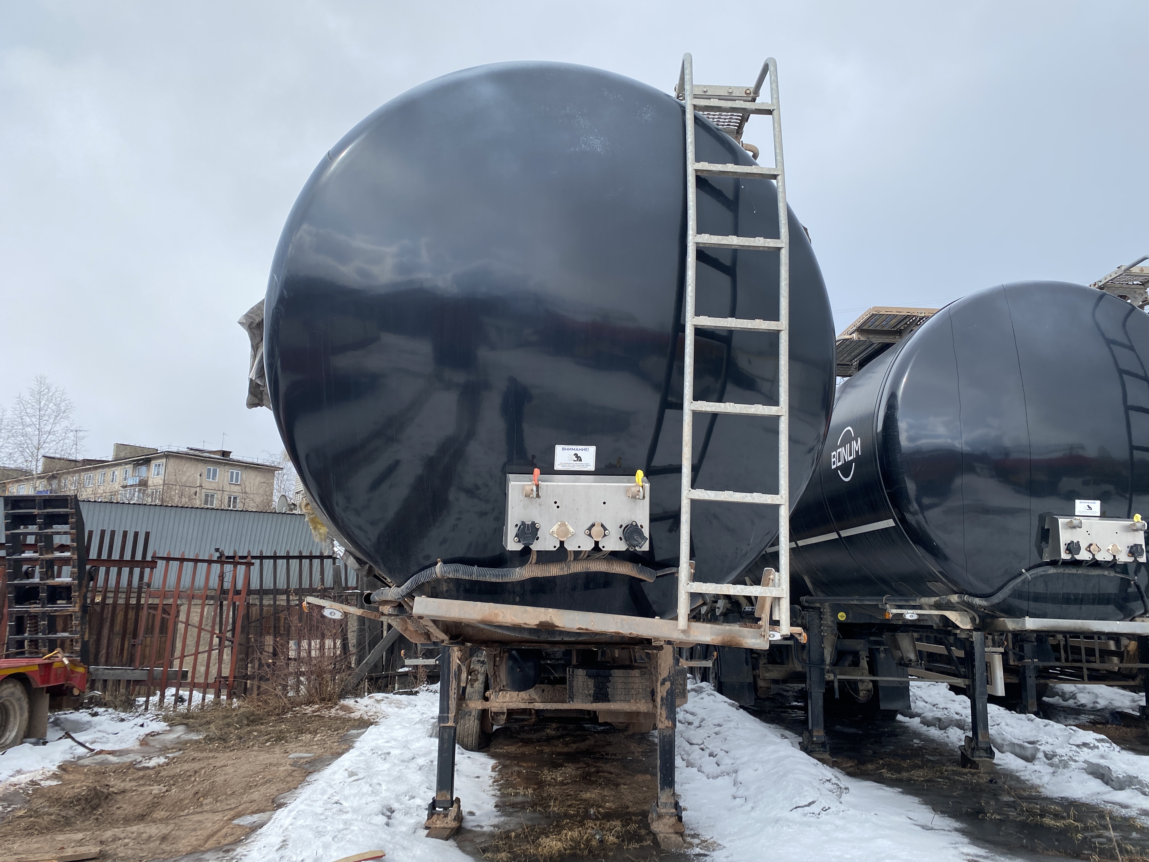 BONUM 914220 Полуприцеп цистерна 914220-02 — Б/У, 2022 г.