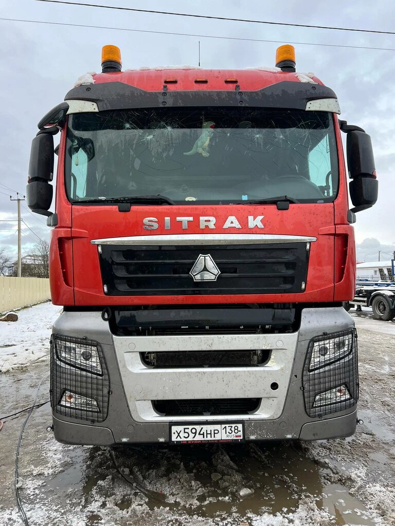 SITRAK C7H 6x4 Седельный тягач ZZ4256V364HE — Б/У, 2023 г.