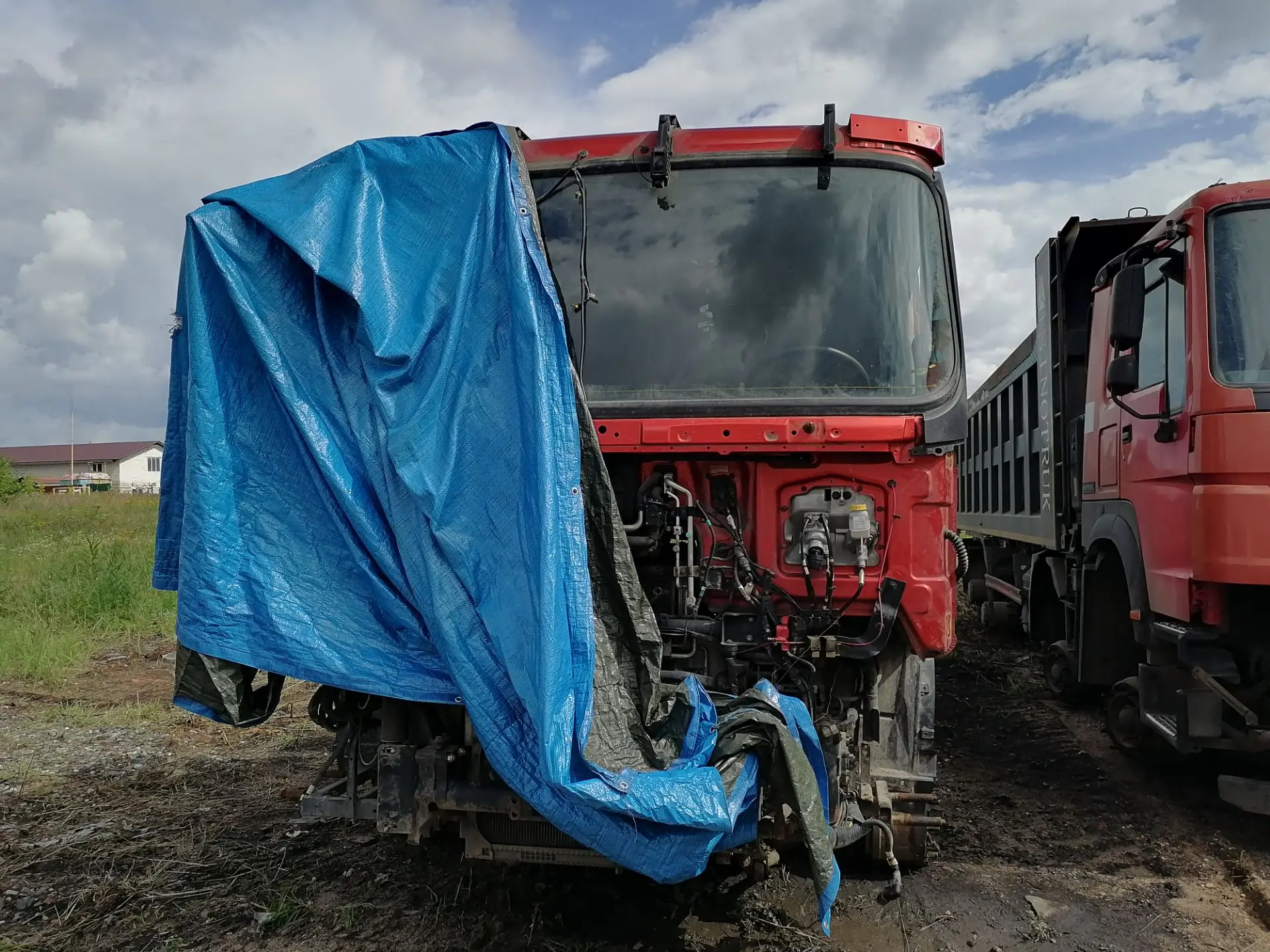 Shacman (Shaanxi) SX 6x4 Самосвал SX32586V384 — Б/У, 2023 г.