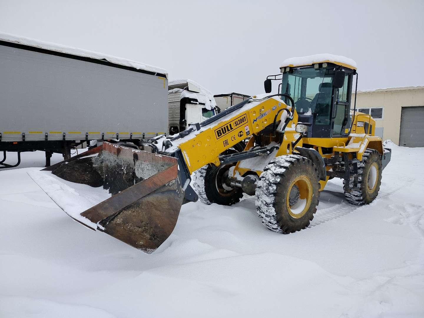 Bull (Qingzhou Huizhong Machinery Co., Ltd) SL300T — Б/У, 2023 г. (Свердловская область, 561 м/ч)