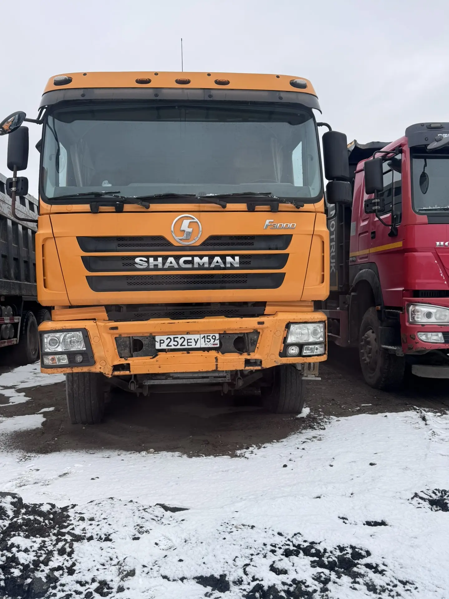 Shacman (Shaanxi) SX 8x4 Самосвал SX3318DT366 — Б/У, 2019 г.
