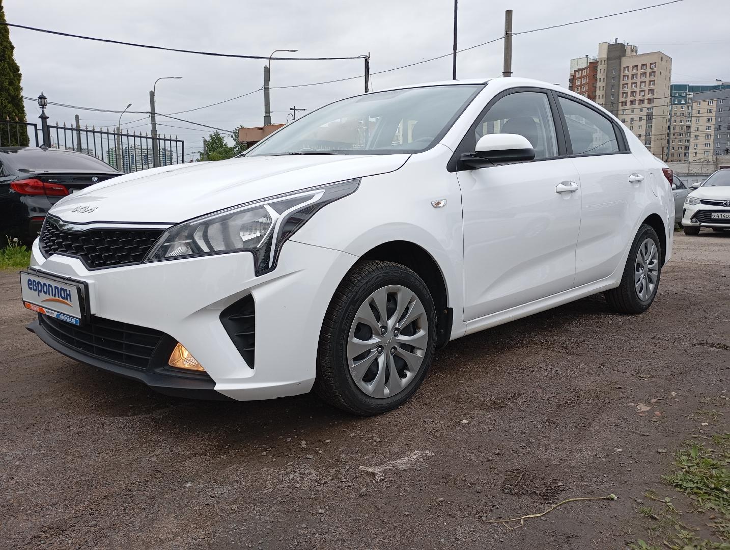 Kia Rio — Б/У, 2021 г. (Санкт-Петербург, 80235 км)