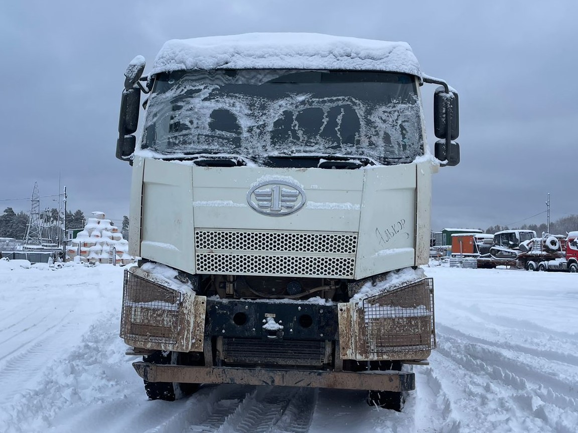 FAW J6 6x6 Самосвал CA3250P66K24L1TE5 — Б/У, 2023 г.