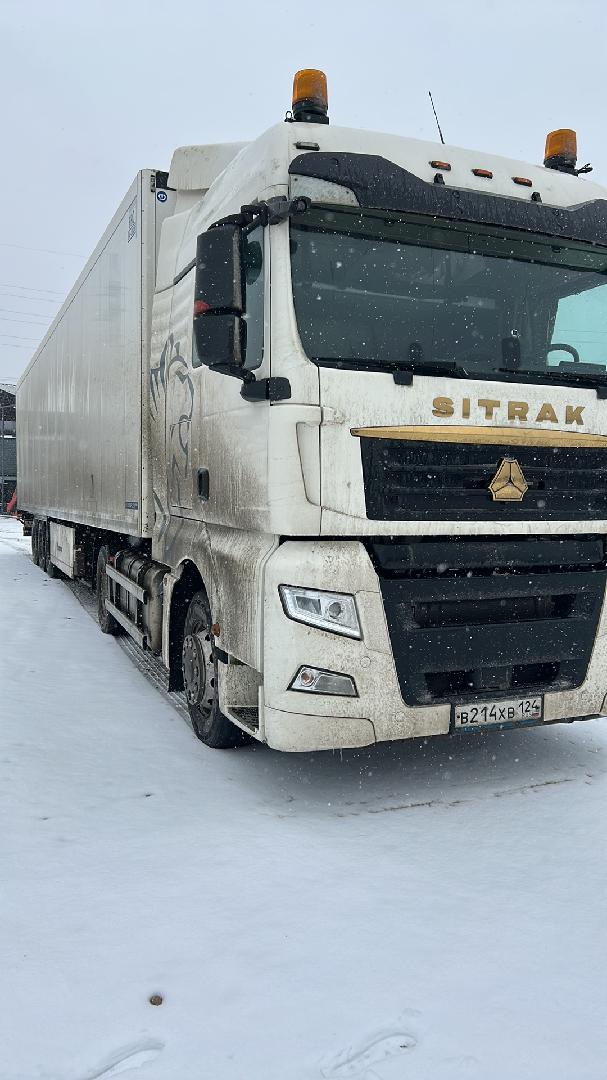 Sitrak ZZ4186V391HE — Б/У, 2023 г. (Красноярск, 371113 км)