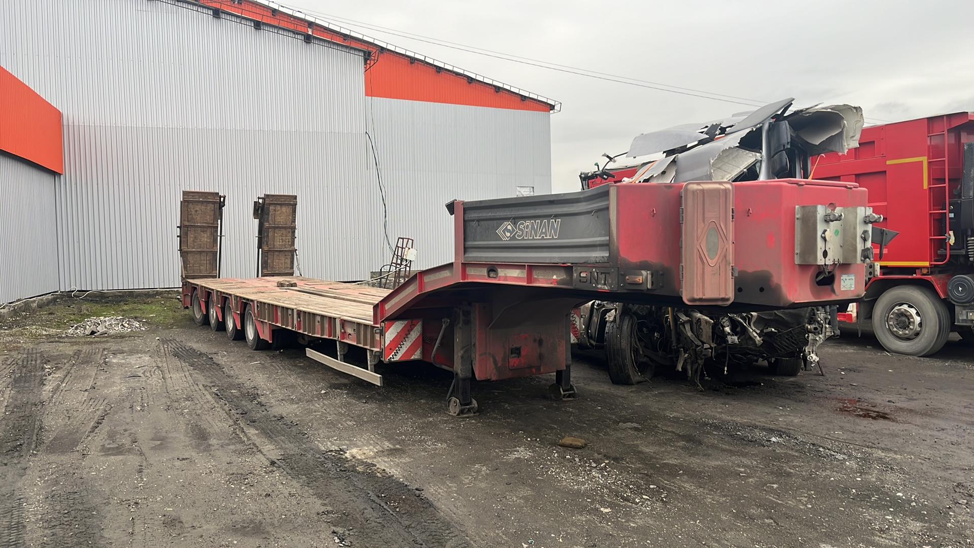 Sinanli Tanker (Sinanli Tanker Dorse Metal Otomotiv ve Nakliye SAN. ve TIC. LTD. STI.) ST4FLF — Б/У, 2023 г. (Ростов-на-Дону, новый)