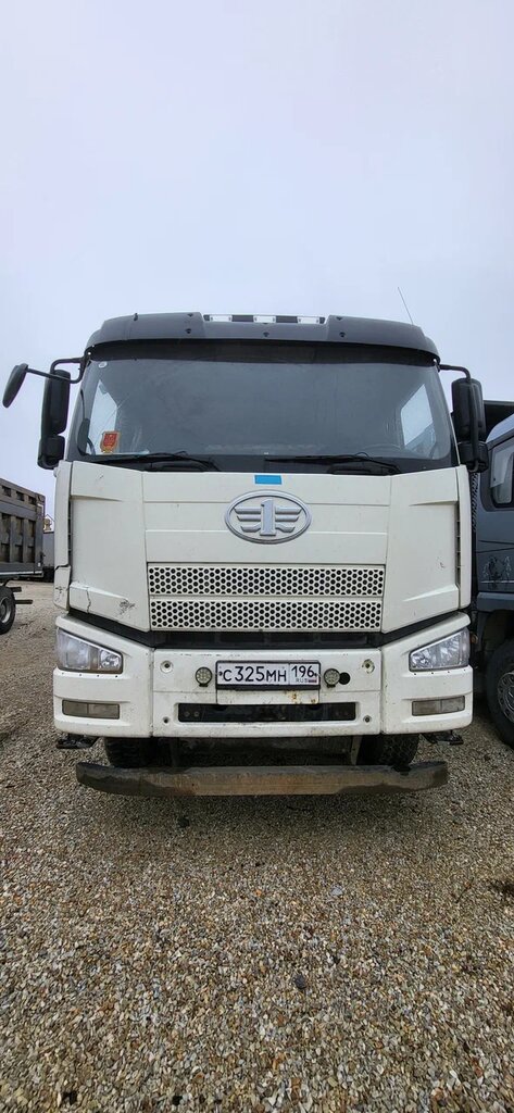FAW J6 8x4 Самосвал CA3310P66K24T4E4 — Б/У, 2022 г.