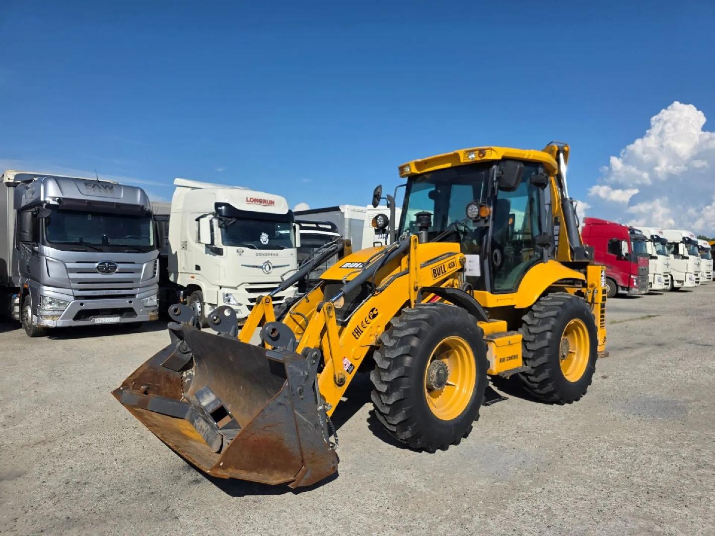 Bull (Qingzhou Huizhong Machinery Co., Ltd) 4SX — Б/У, 2023 г. (Новосибирская область, 729 м/ч)
