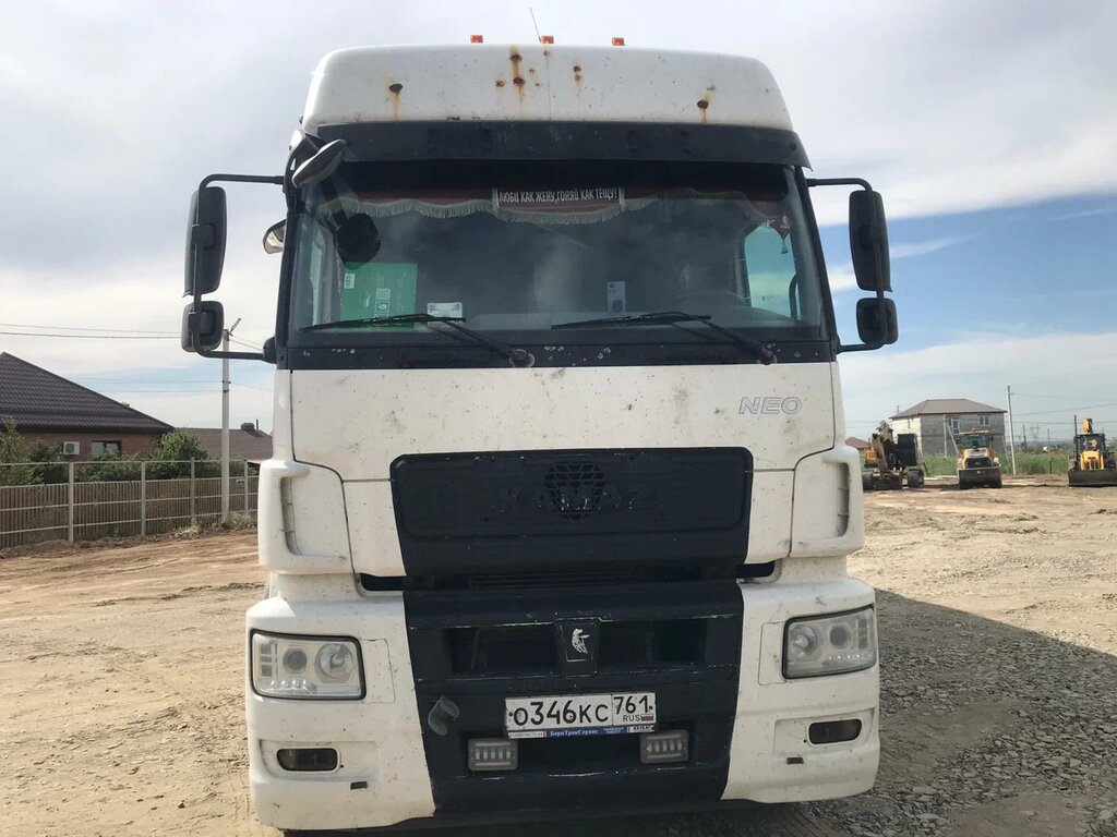 КамАЗ 5490 4x2 Седельный тягач 5490-032-87 NEO — Б/У, 2018 г.