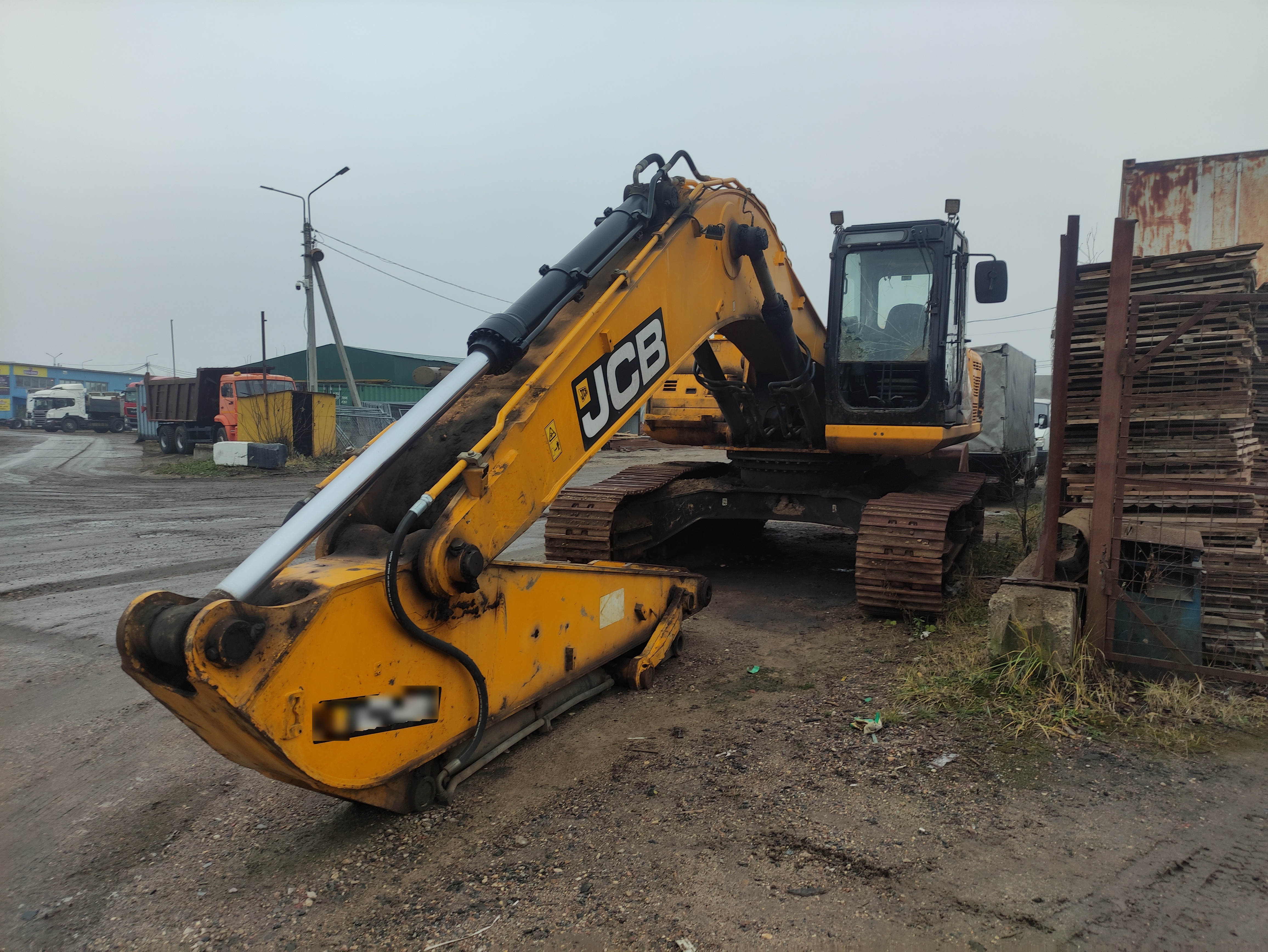 JCB JS305LC Экскаватор — Б/У, 2021 г.