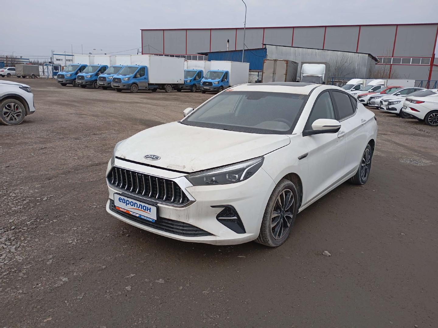 JAC J7 — Б/У, 2023 г. (Санкт-Петербург, 91874 км)