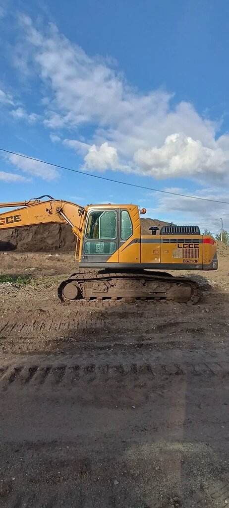 LGCE E6210 Экскаватор E6210F — Б/У, 2023 г.