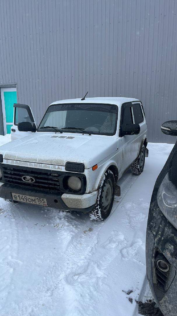 Lada Niva Legend 3 дв — Б/У, 2023 г. (Омск, 100775 км)