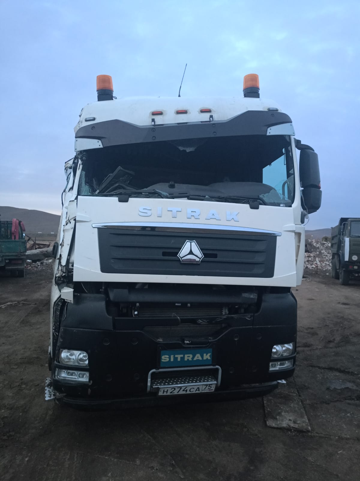 SITRAK C7H 6x4 Седельный тягач ZZ4256V364HE — Б/У, 2023 г.