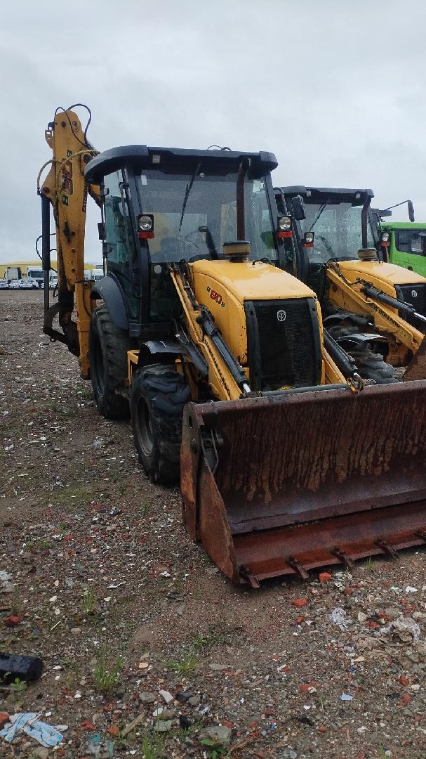 New Holland (CNH, Case New Holland Group) B80B — Б/У, 2019 г. (Солнечногорск, новый)