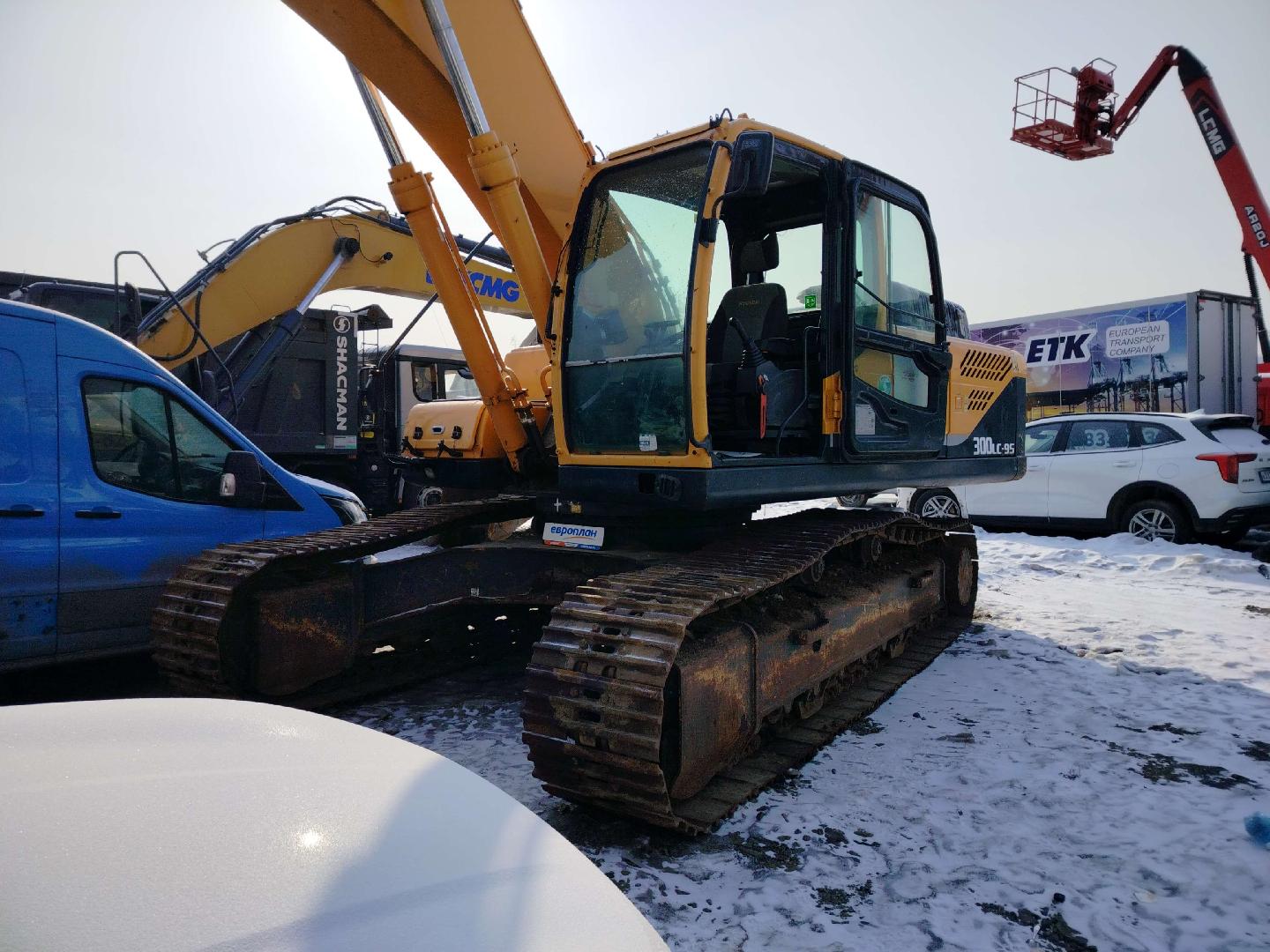 Hyundai R300LC-9S — Б/У, 2018 г. (Красноярский край, 12602 м/ч)