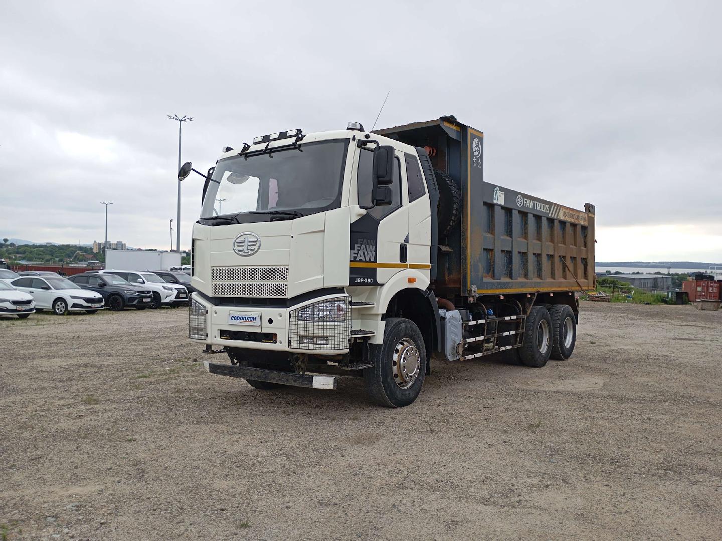 FAW (First Automotive Works) J6 CA3250P66K24T1E5 — Б/У, 2022 г. (Артем, 118621 км)