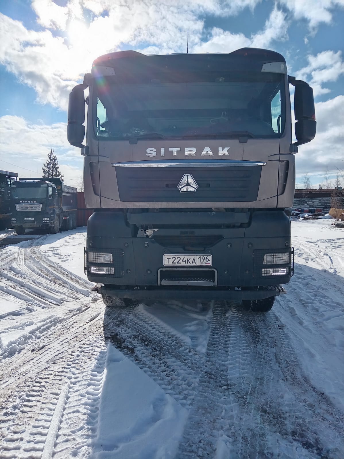 SITRAK C7H 8x4 Самосвал ZZ3316V386ME — Б/У, 2024 г.