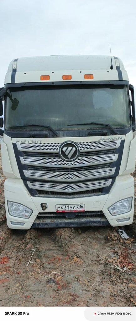 Foton AUMAN 4x2 Седельный тягач BJ4189SLFKA — Б/У, 2023 г.